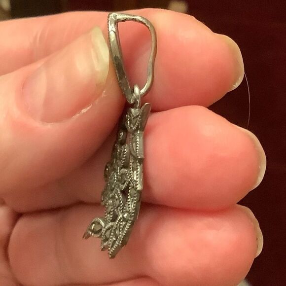 𝅺STERLING SILVER 925 MARCASITE FLORAL PENDANT​ - Picture 3 of 9